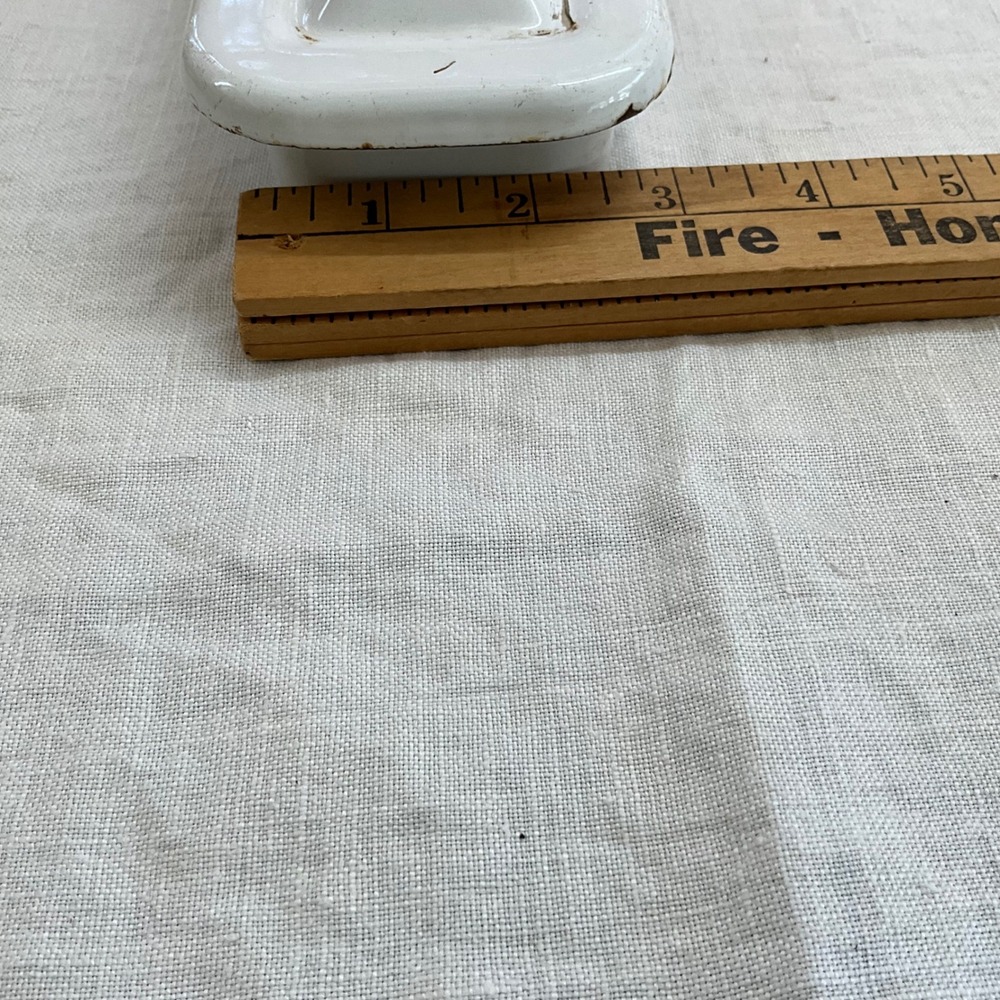 Vintage White Enamelware Lidded Medical Instrument Rustic Storage Container - Picture 7 of 8